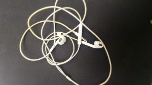 Earbuds with mic